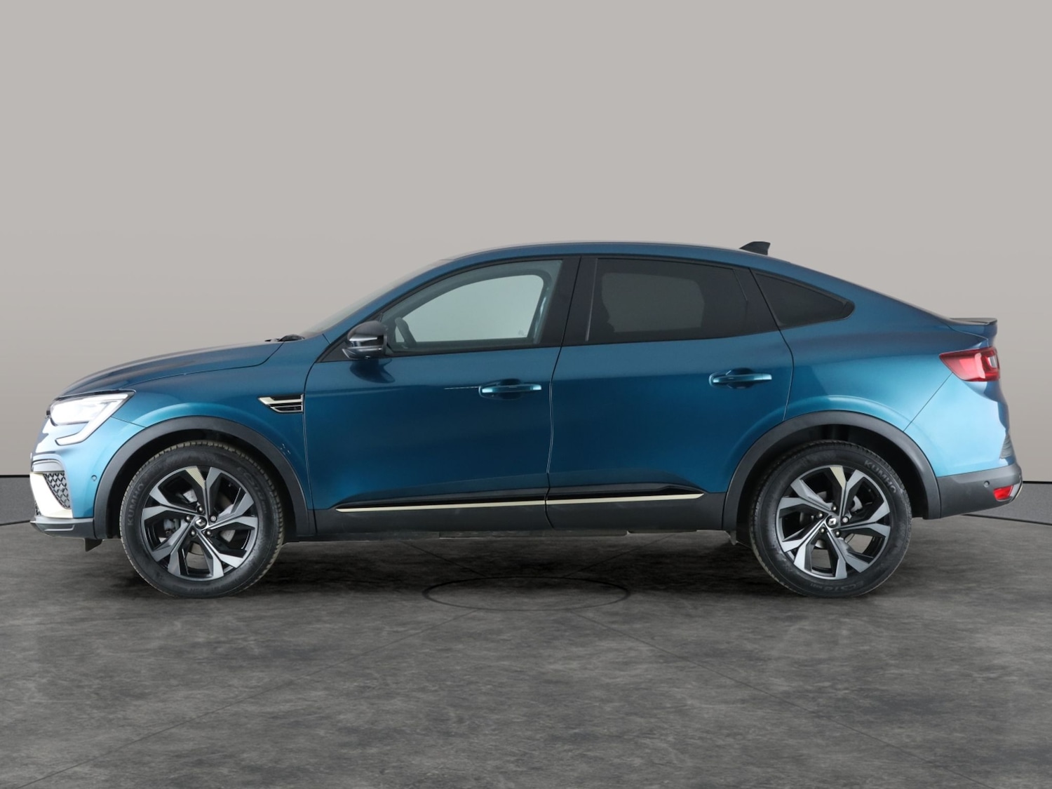 Used Renault Arkana 2023 for sale - 76442208: Photo 17