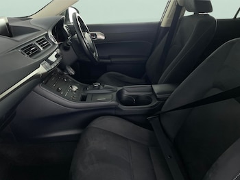 Used Lexus CT 2017 for sale - 78409407: Photo