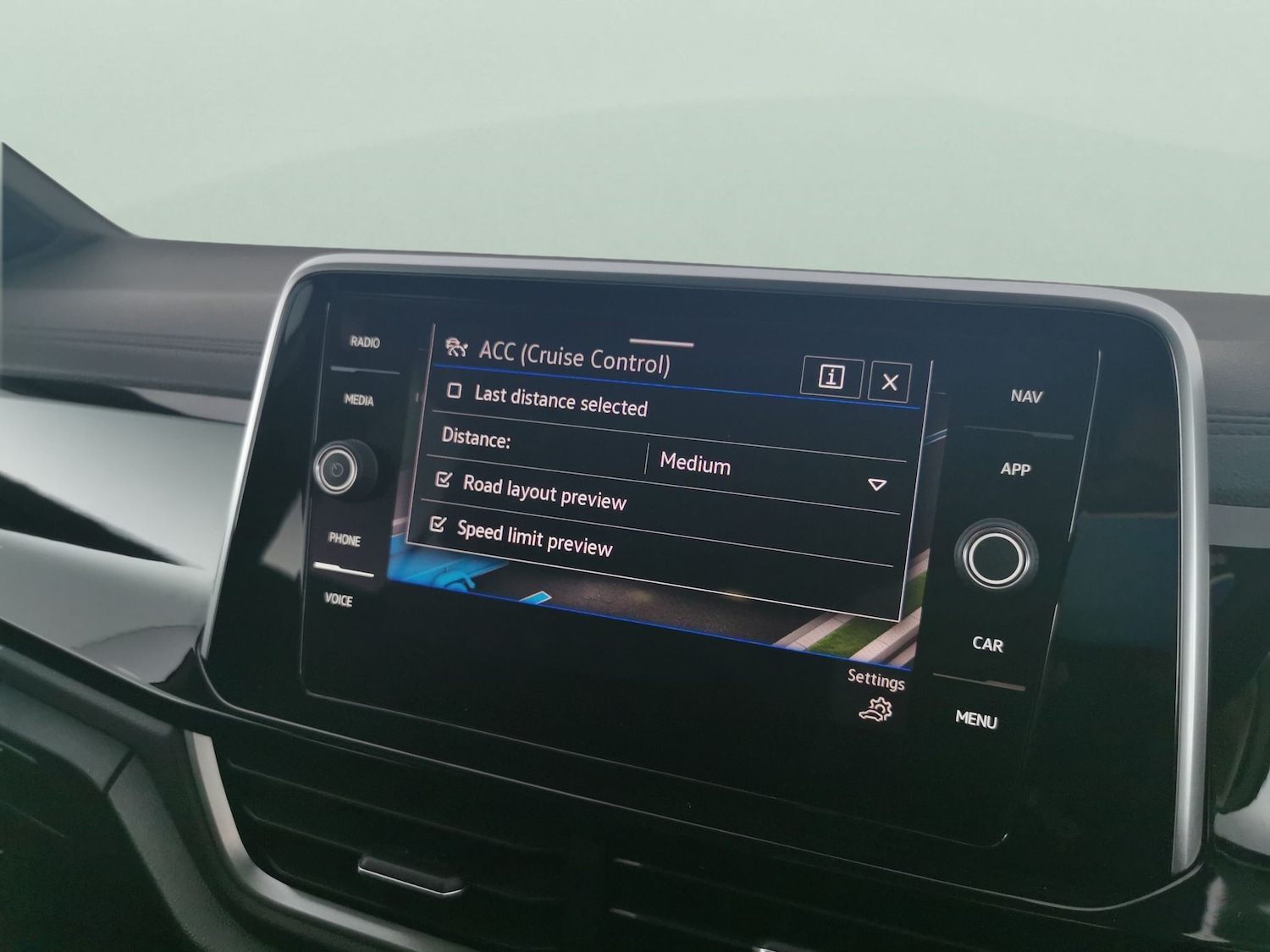 Used Volkswagen T-Roc 2022 for sale - 76915400: Photo 21