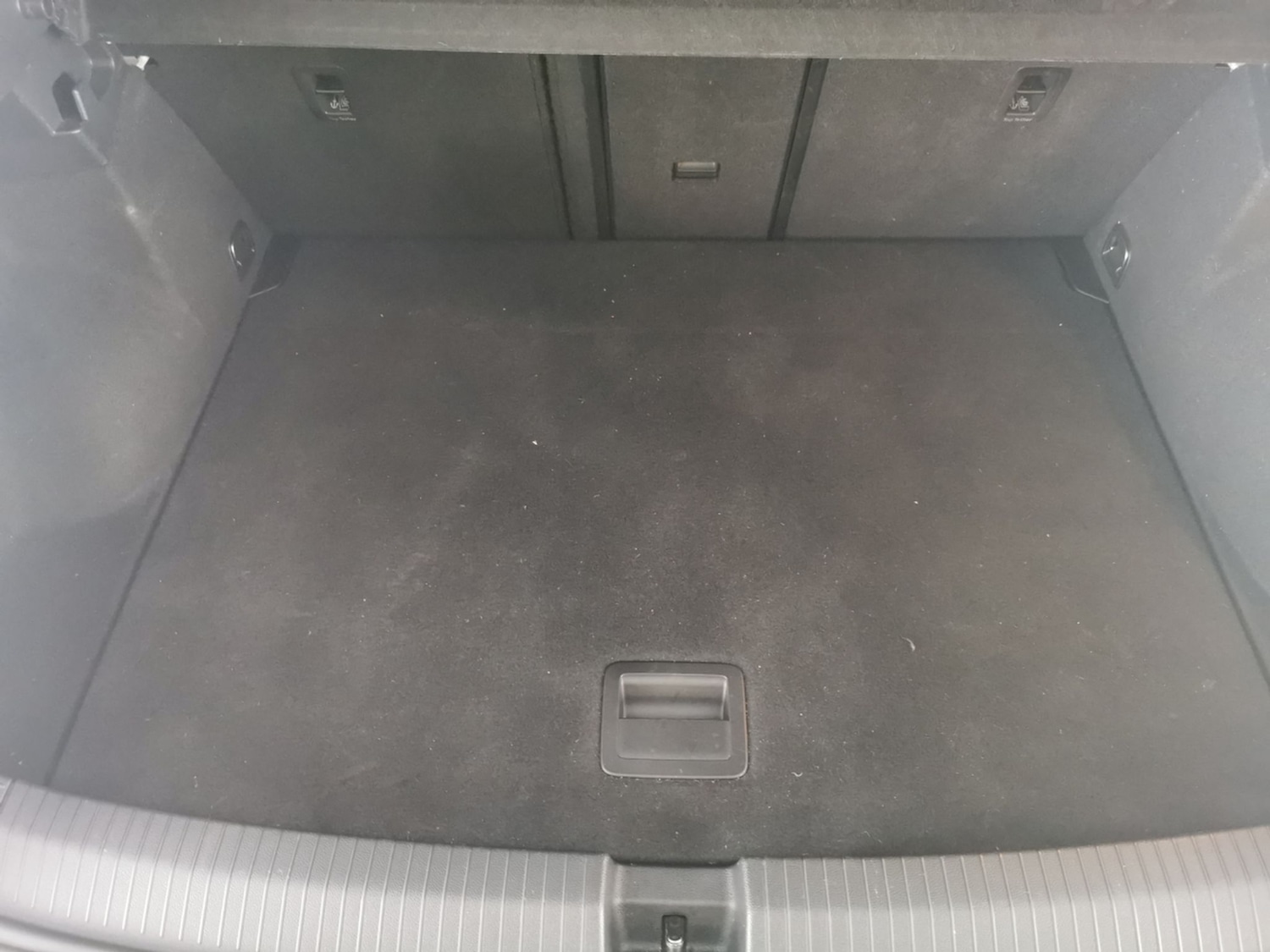 Used Volkswagen T-Roc 2022 for sale - 76915400: Photo 31