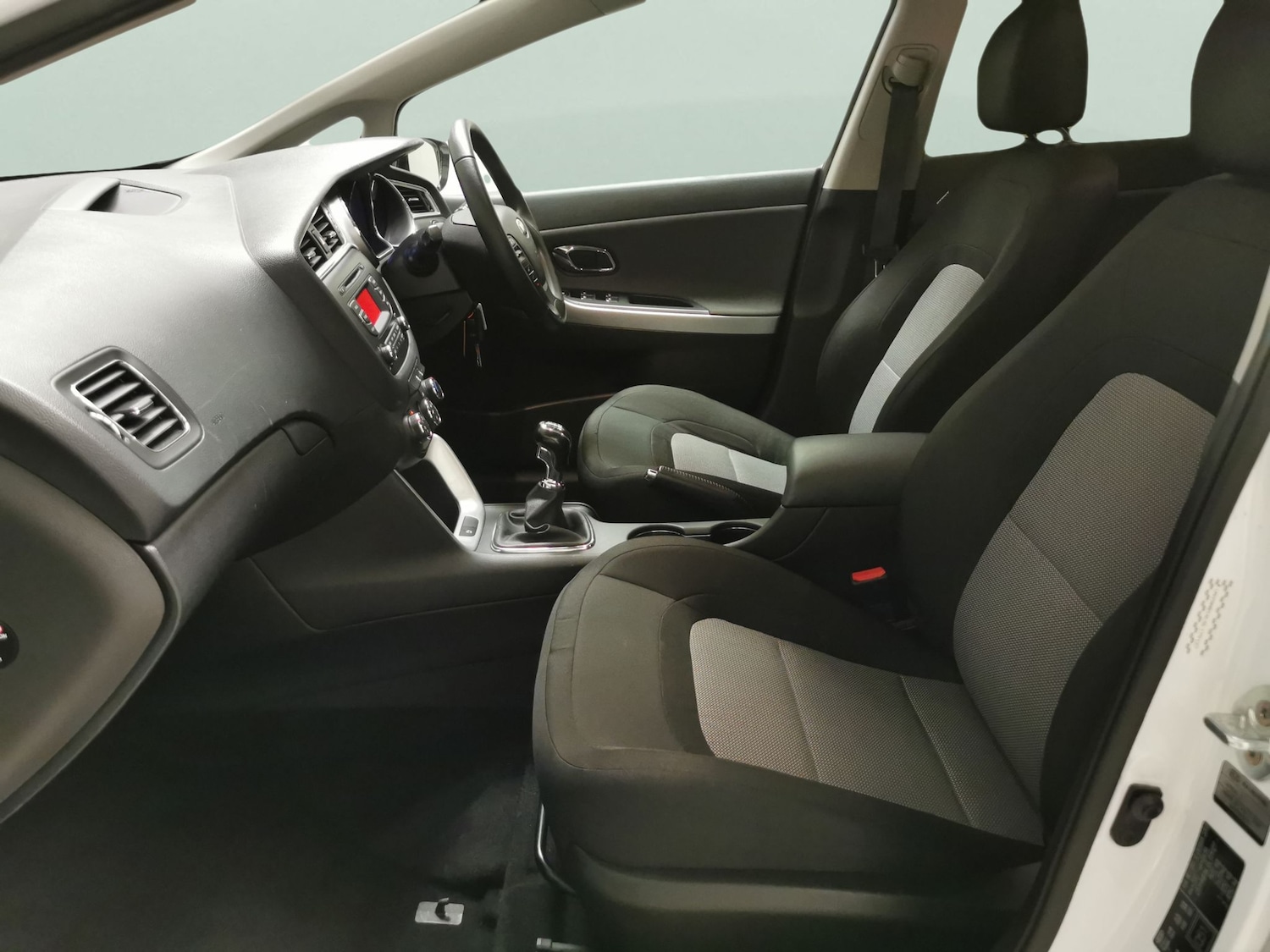 Used Kia Ceed 2016 for sale - 76518415: Photo 4