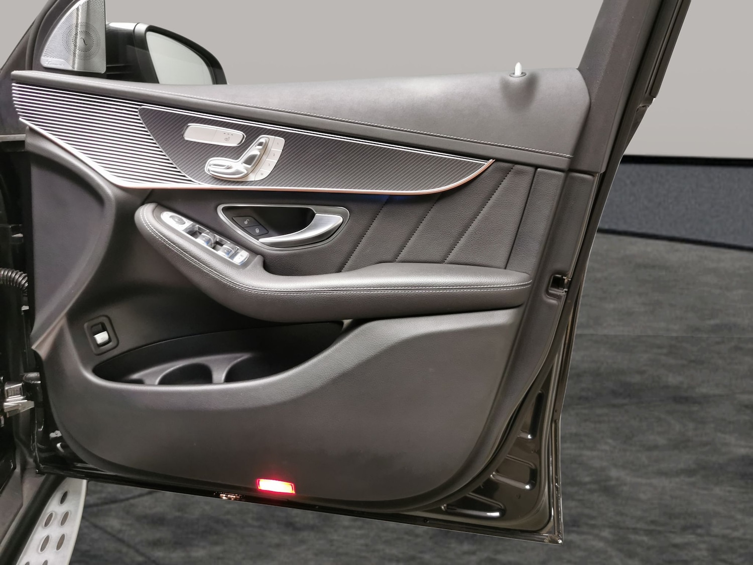 Used Mercedes-Benz EQC 2020 for sale - 76096610: Photo 50