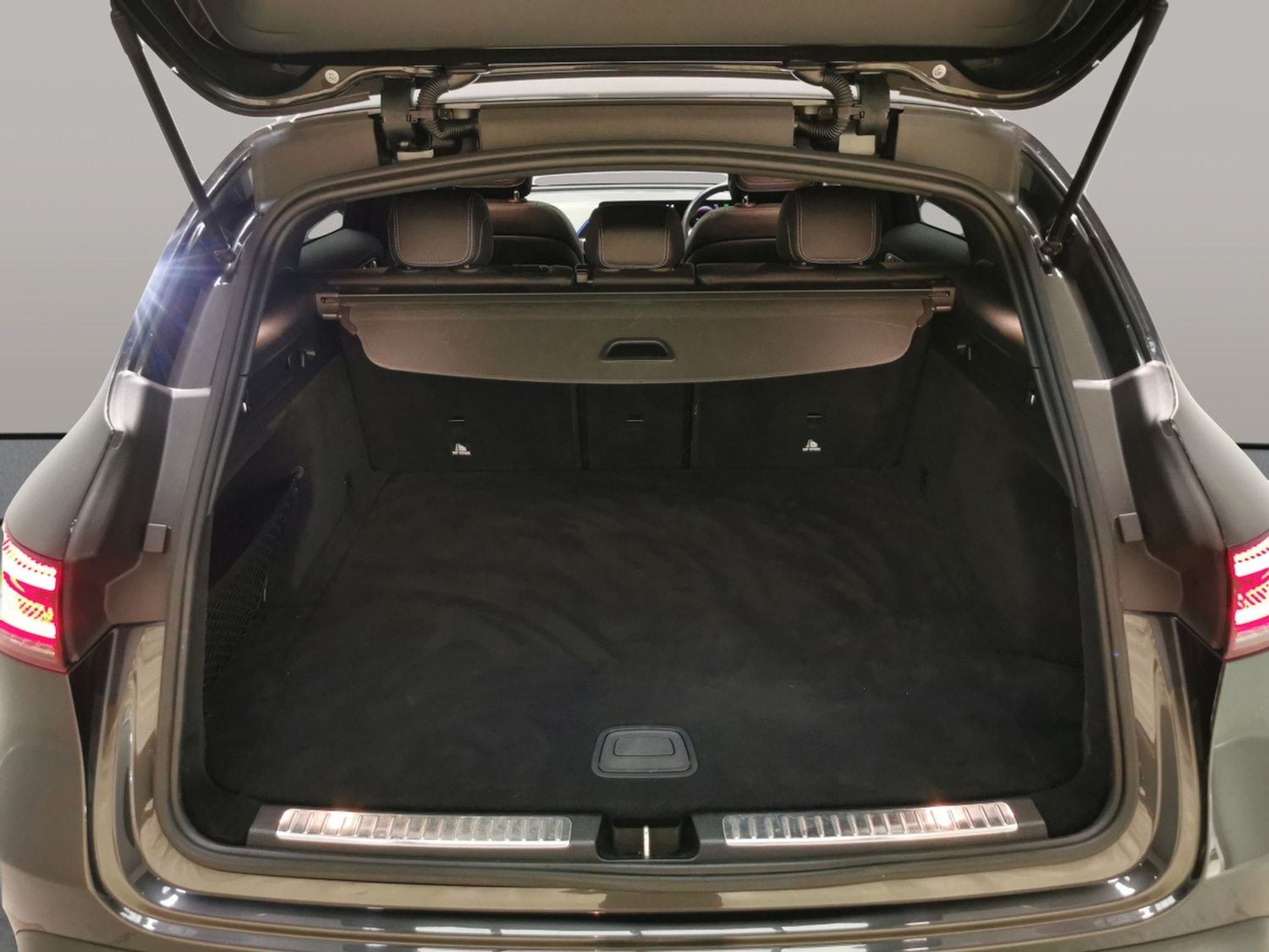 Used Mercedes-Benz EQC 2020 for sale - 76096610: Photo 54