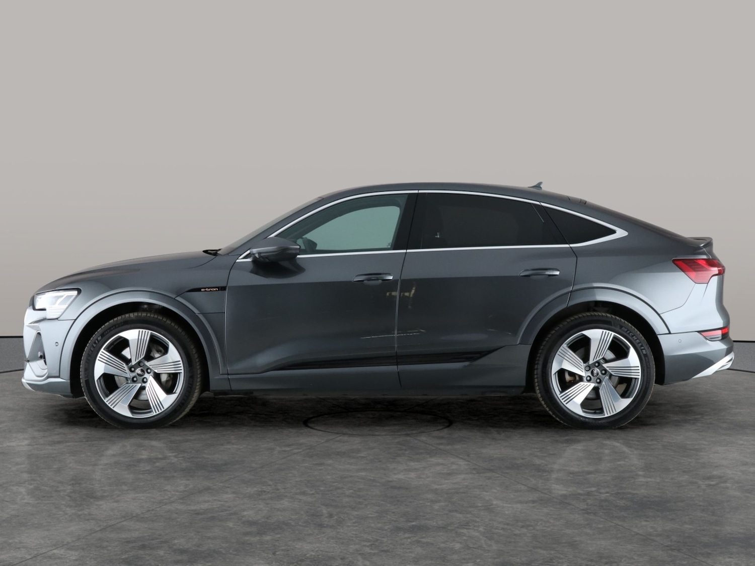 Used Audi e-tron 2022 for sale - 76144080: Photo 17