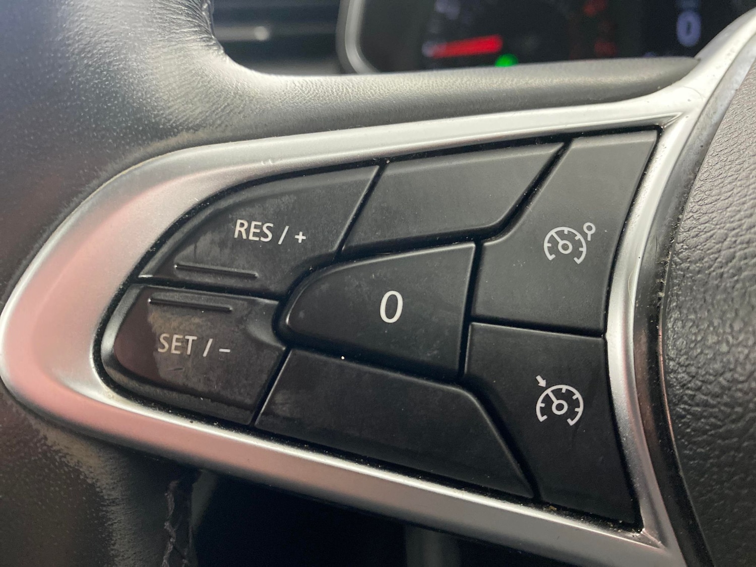 Used Renault Clio 2020 for sale - 77532528: Photo 15