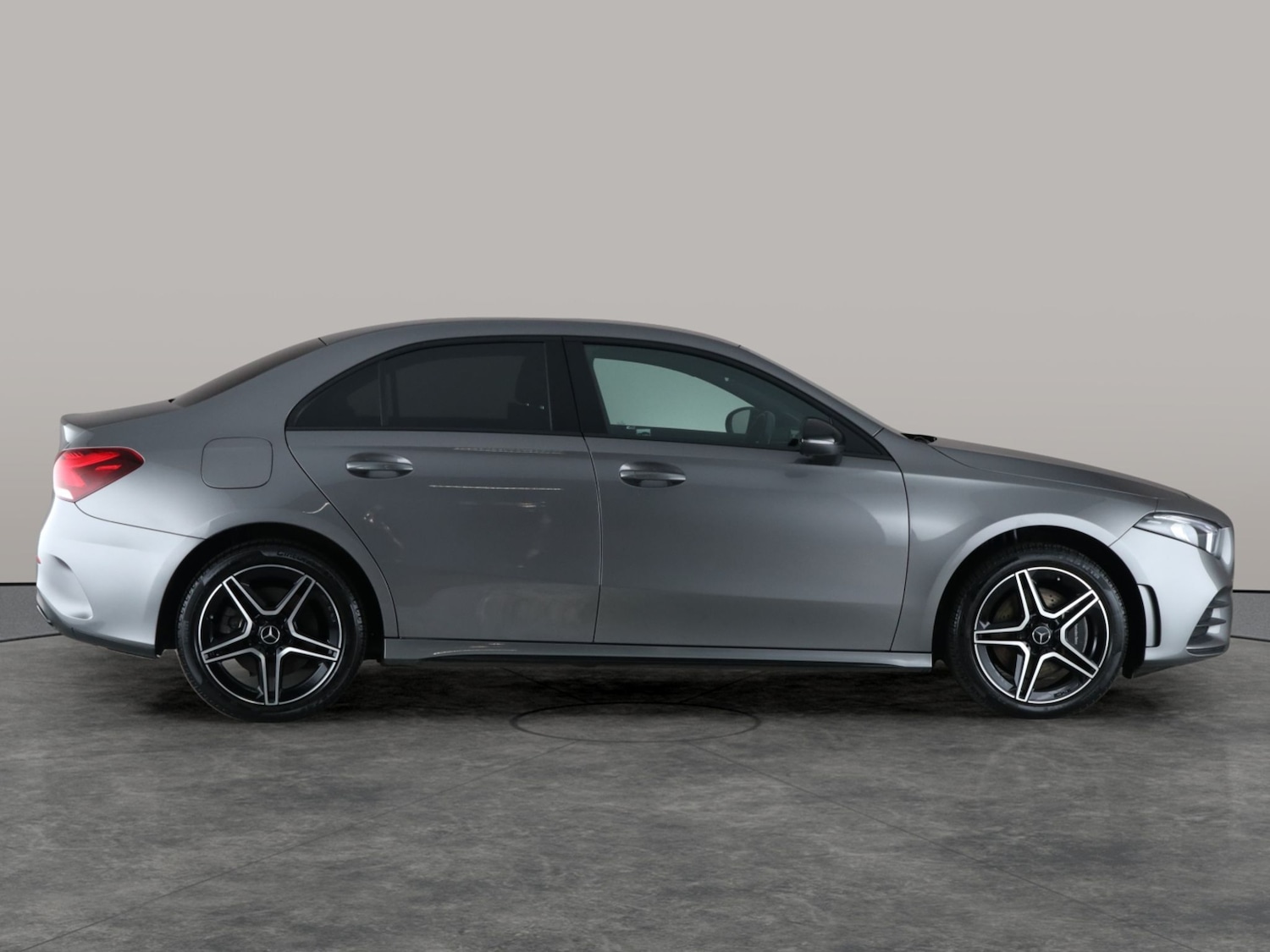 Used Mercedes-Benz A-Class 2022 for sale - 76542636: Photo 9