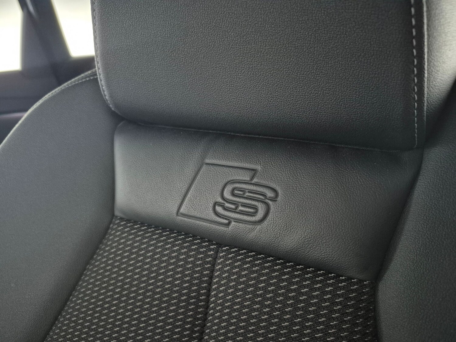 Used Audi Q4 e-tron 2023 for sale - 77581867: Photo 13