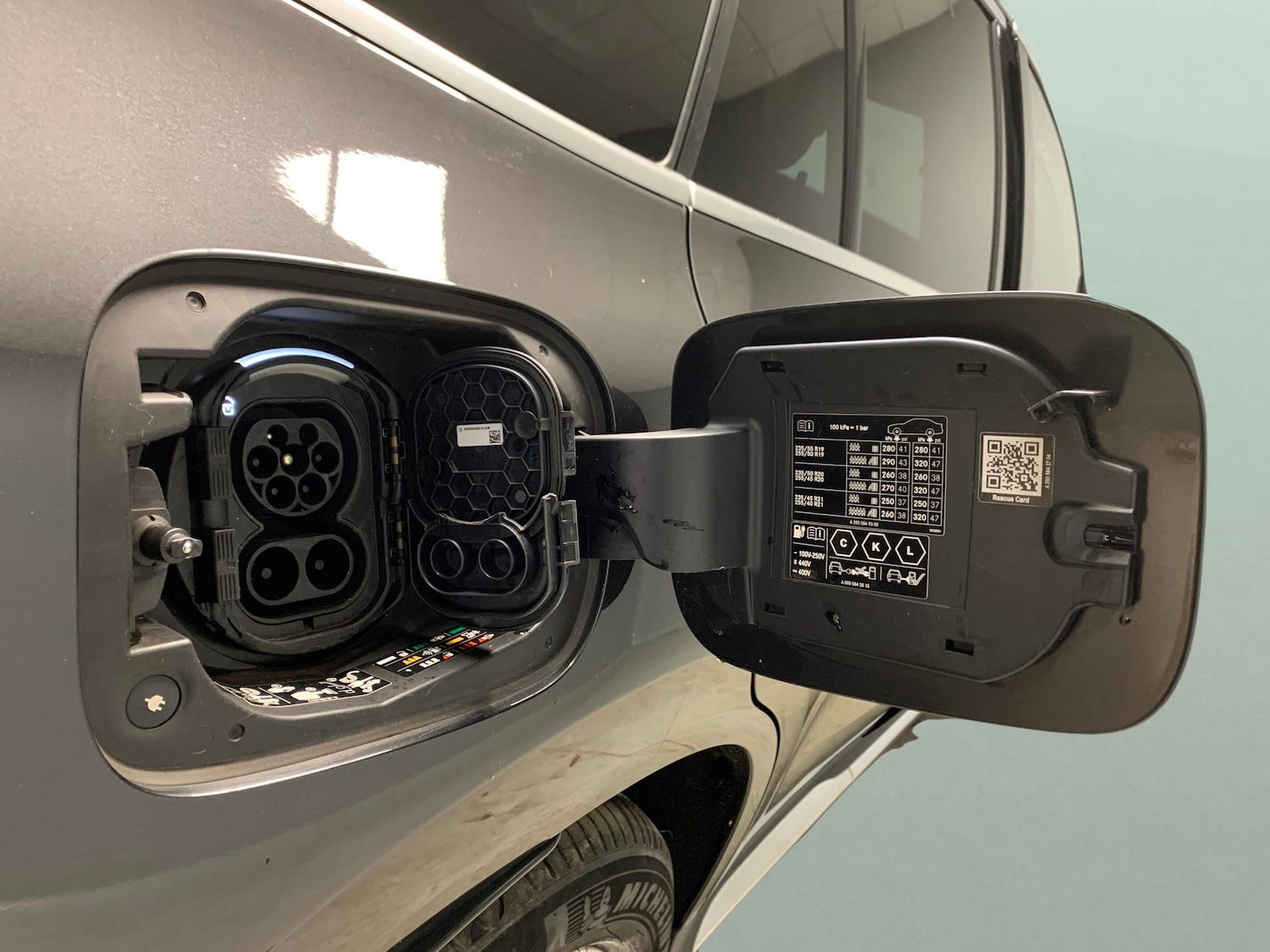 Used Mercedes-Benz EQC 2022 for sale - 76519580: Photo 34