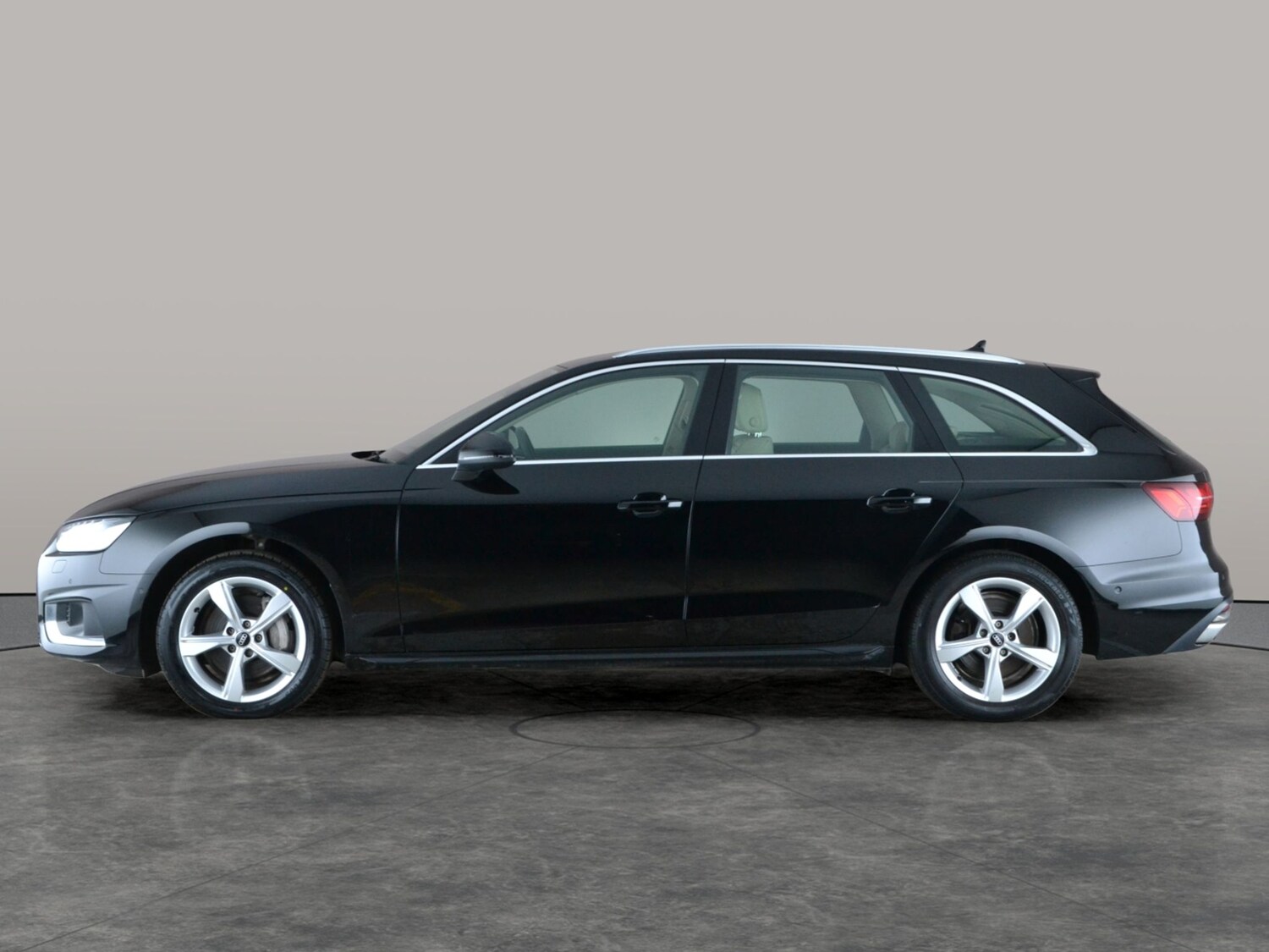 Used Audi A4 2024 for sale - 77974345: Photo 15