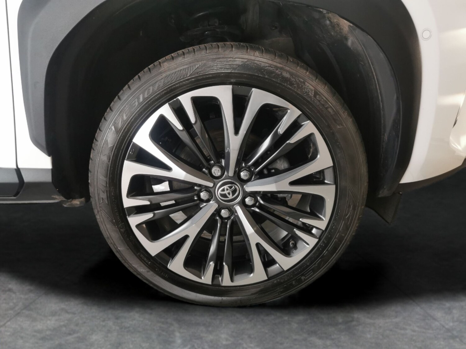 Used Toyota Yaris Cross 2024 for sale - 77674254: Photo 29