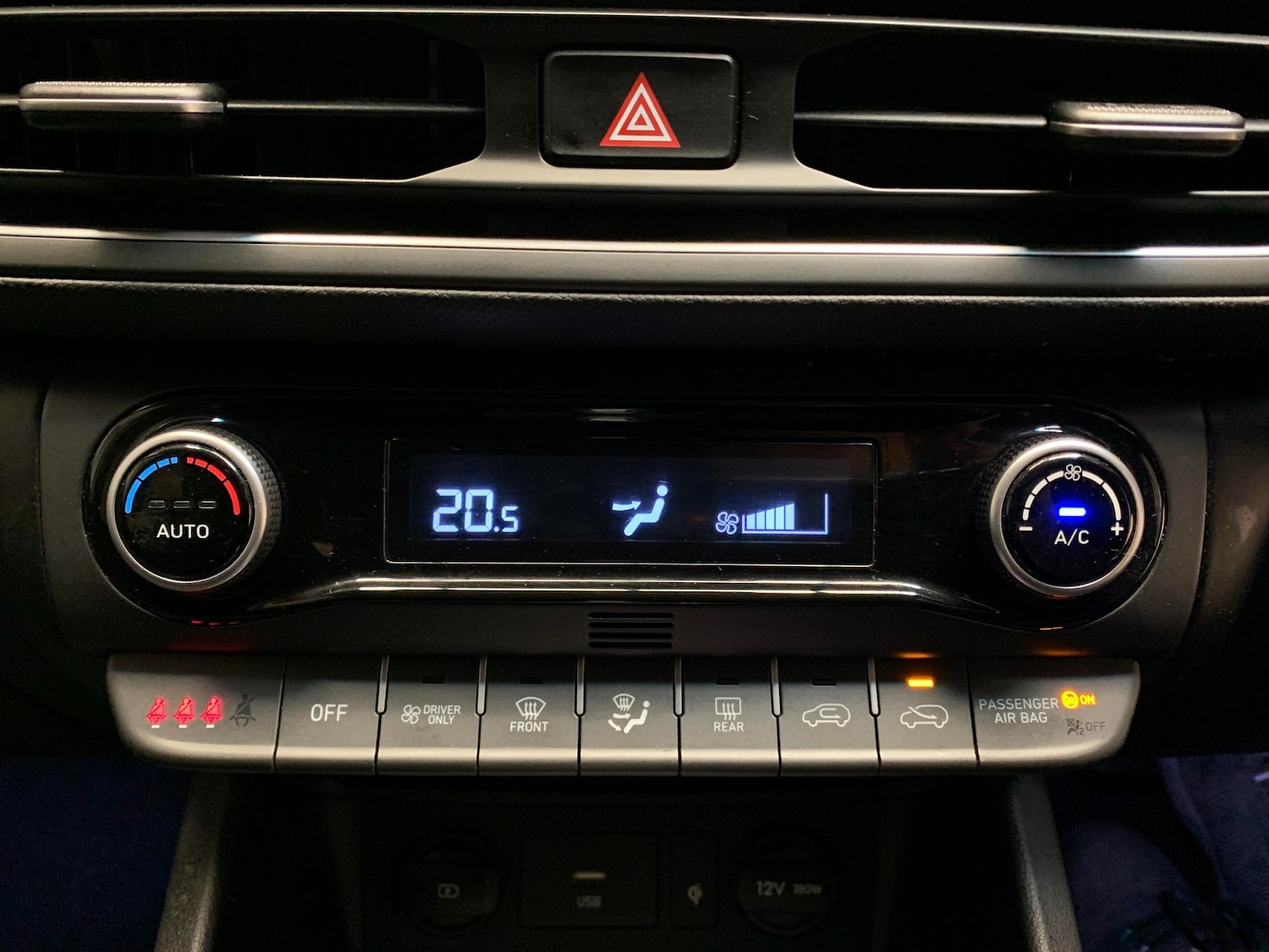 Used Hyundai KONA 2021 for sale - 76505459: Photo 16