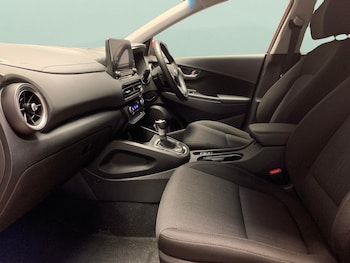 Used Hyundai KONA 2021 for sale - 76505459: Photo