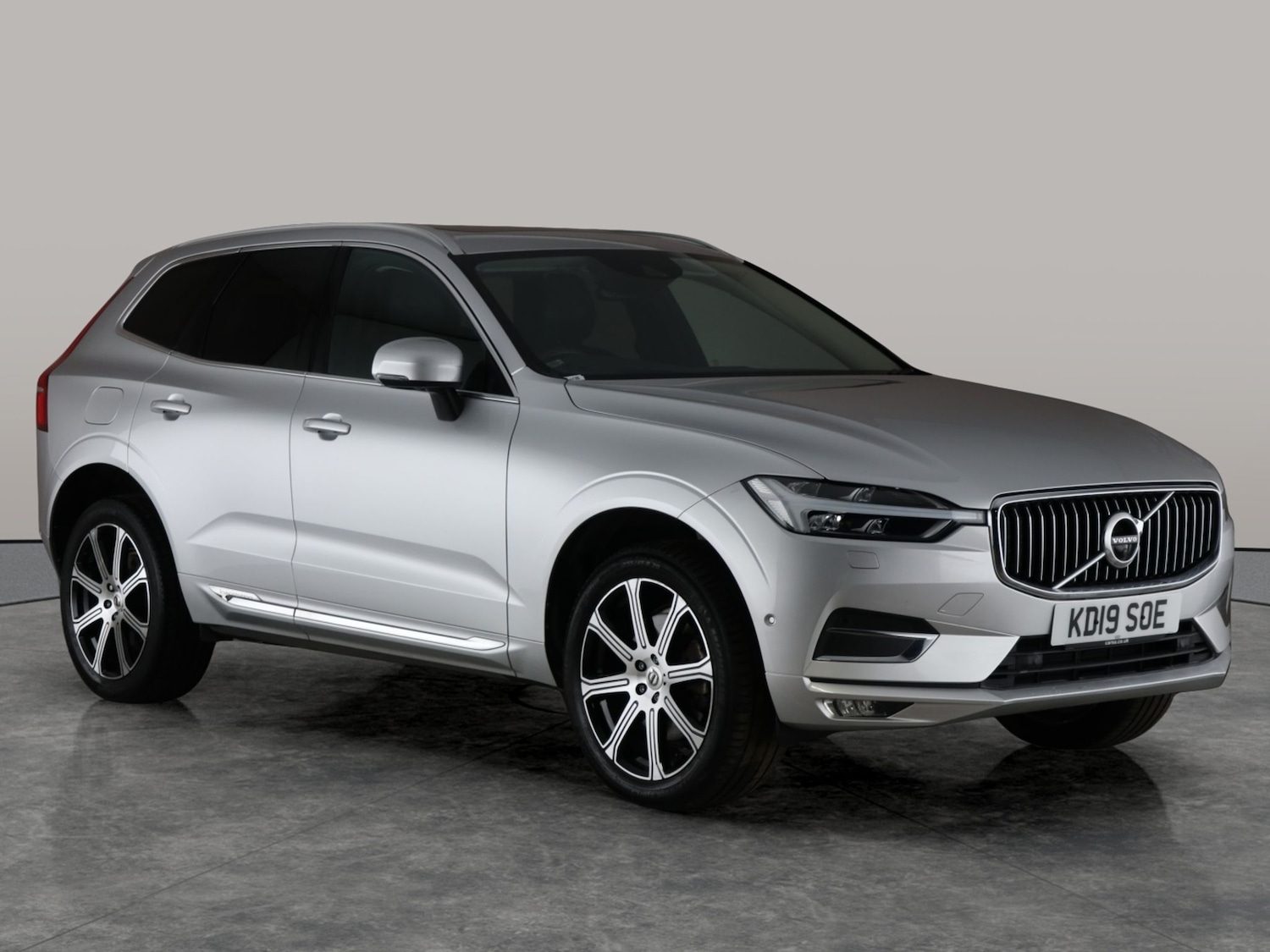Used Volvo XC60 2019 for sale - 76948798: Photo 9