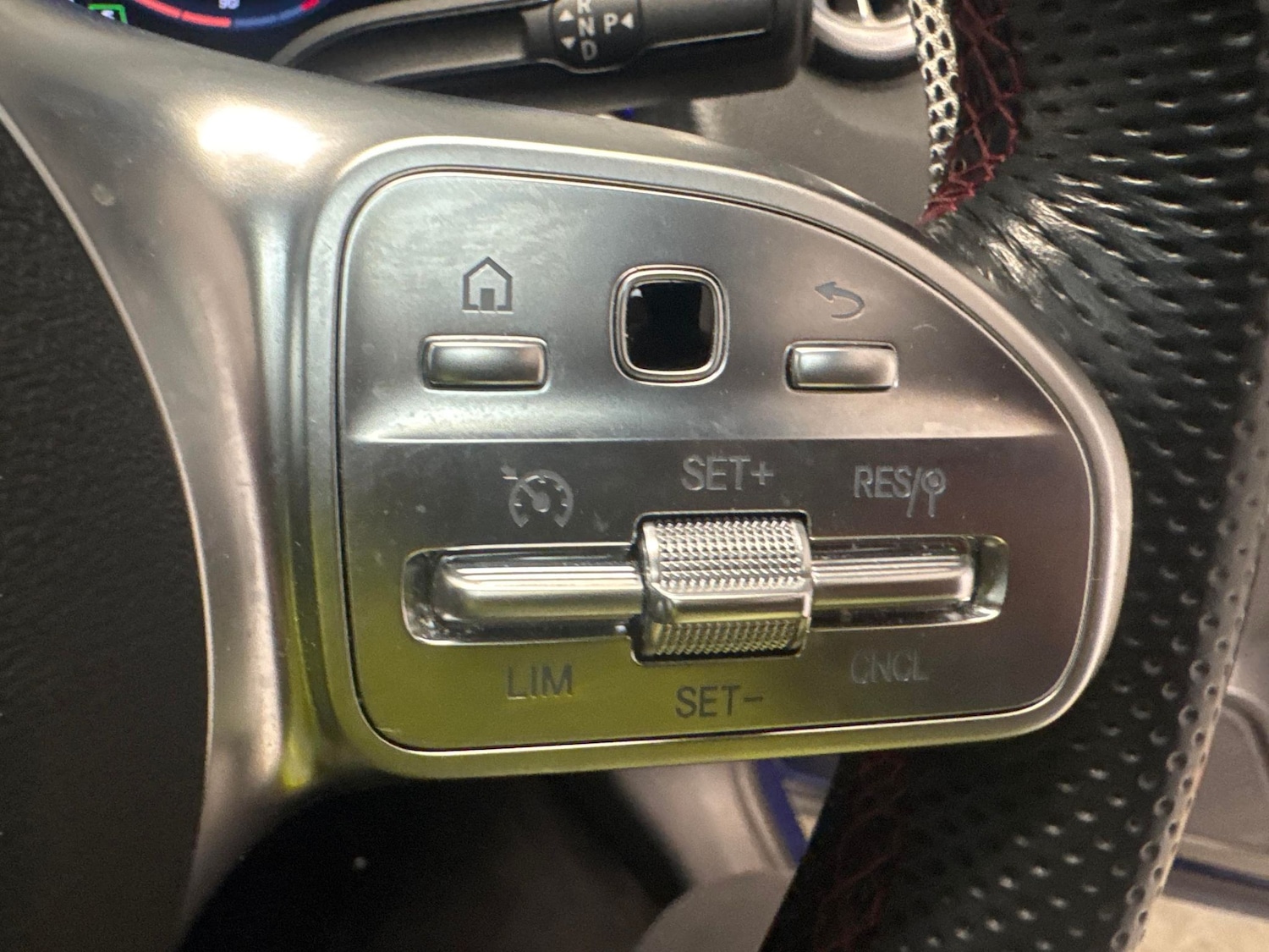 Used Mercedes-Benz GLB 2023 for sale - 76931898: Photo 20