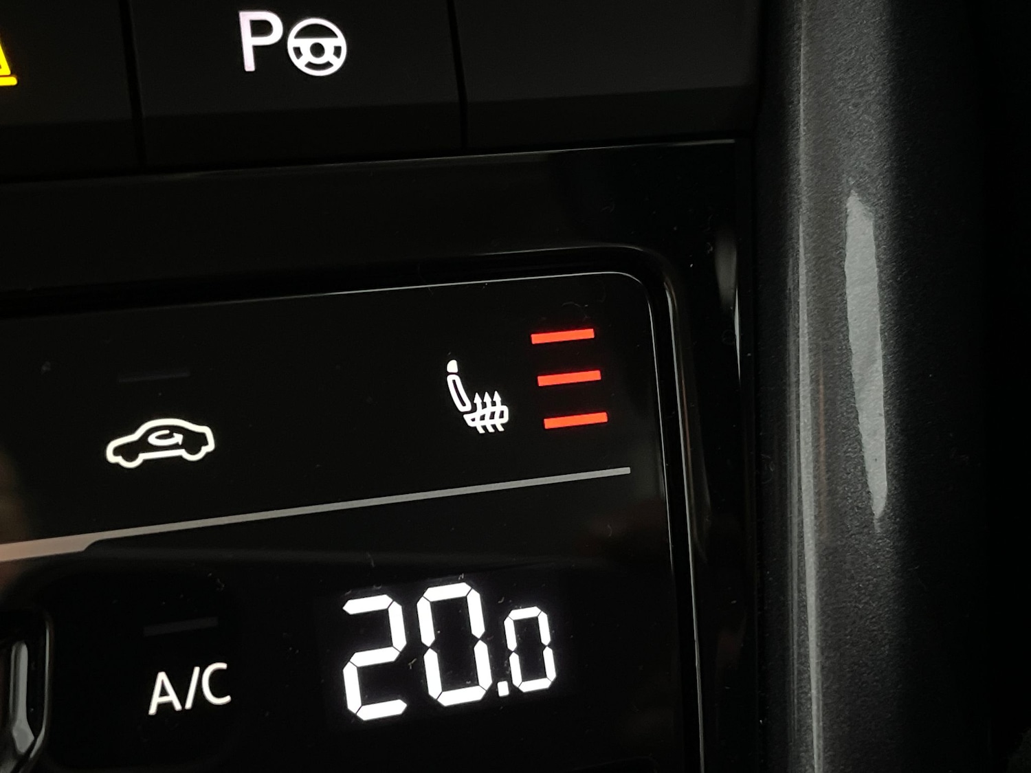 Used Volkswagen T-Roc 2023 for sale - 76653000: Photo 20