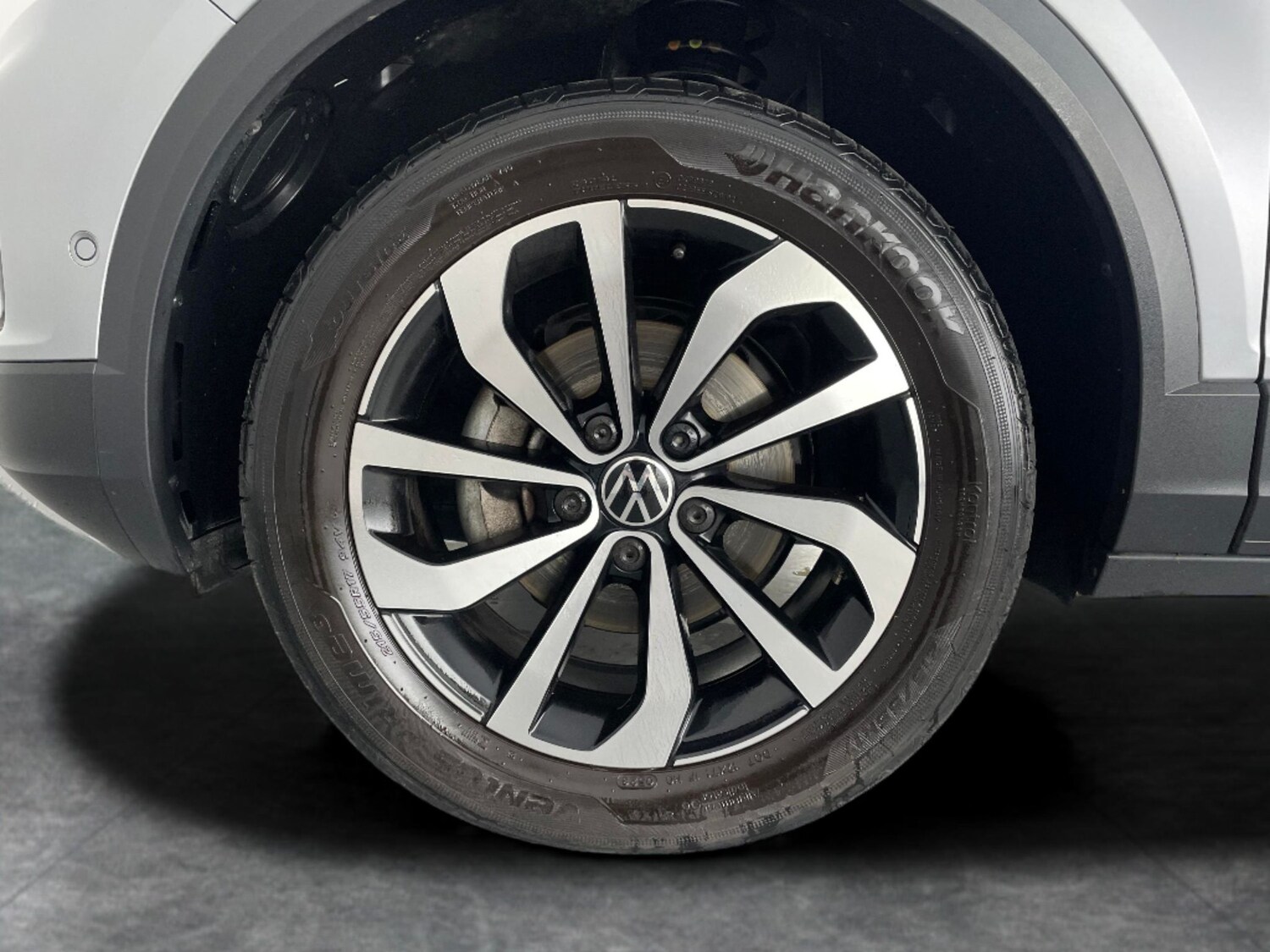 Used Volkswagen T-Roc 2023 for sale - 76653000: Photo 27