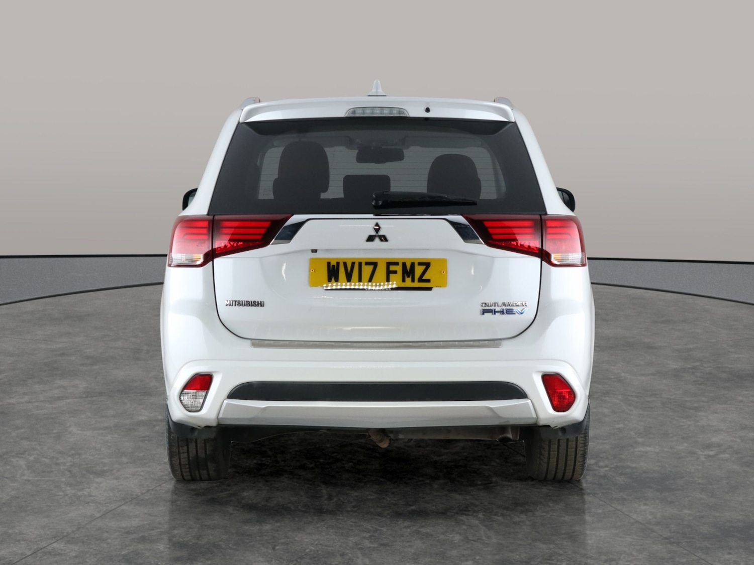 Used Mitsubishi Outlander 2017 for sale - 76792792: Photo 12