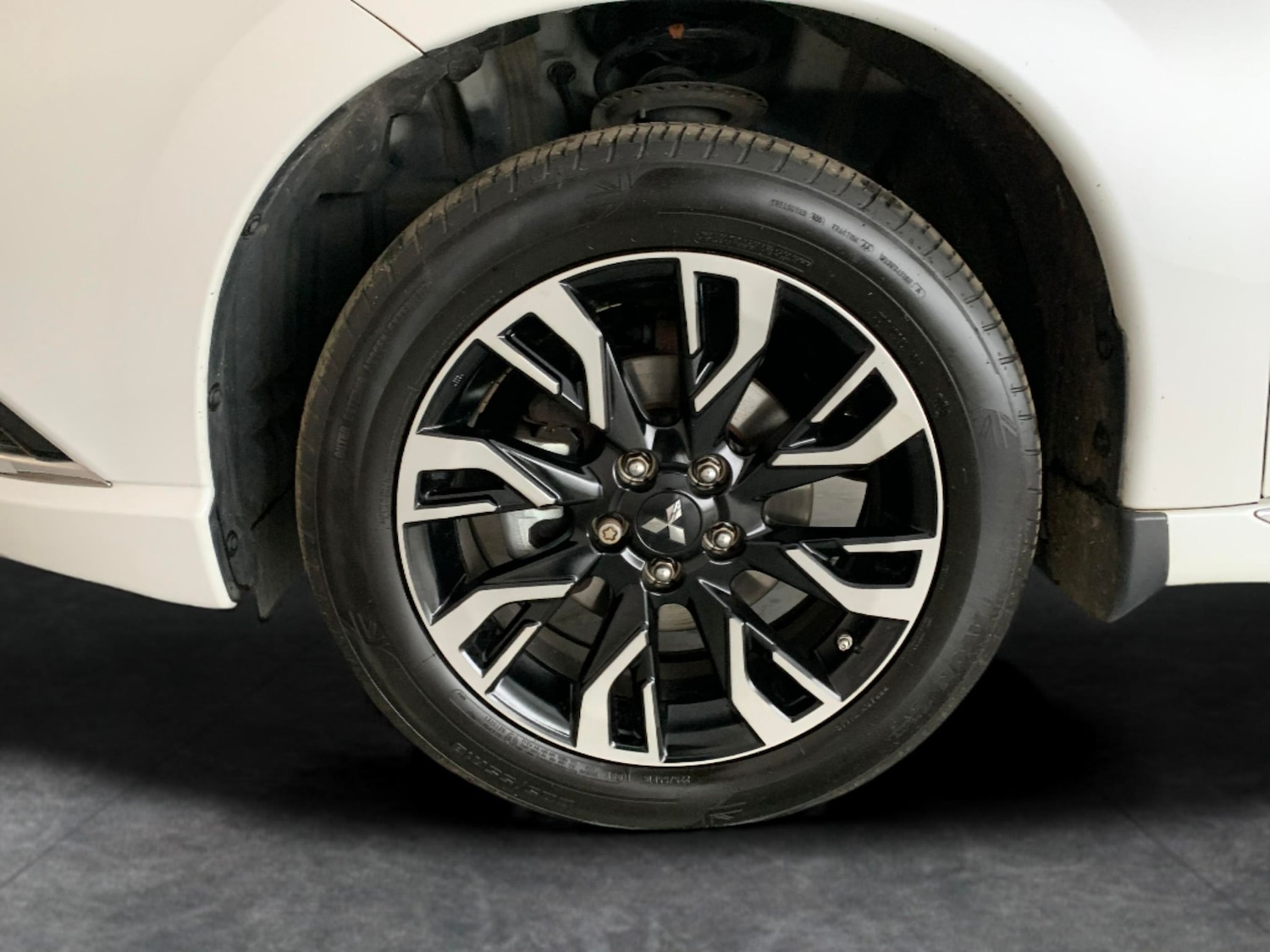 Used Mitsubishi Outlander 2017 for sale - 76792792: Photo 24