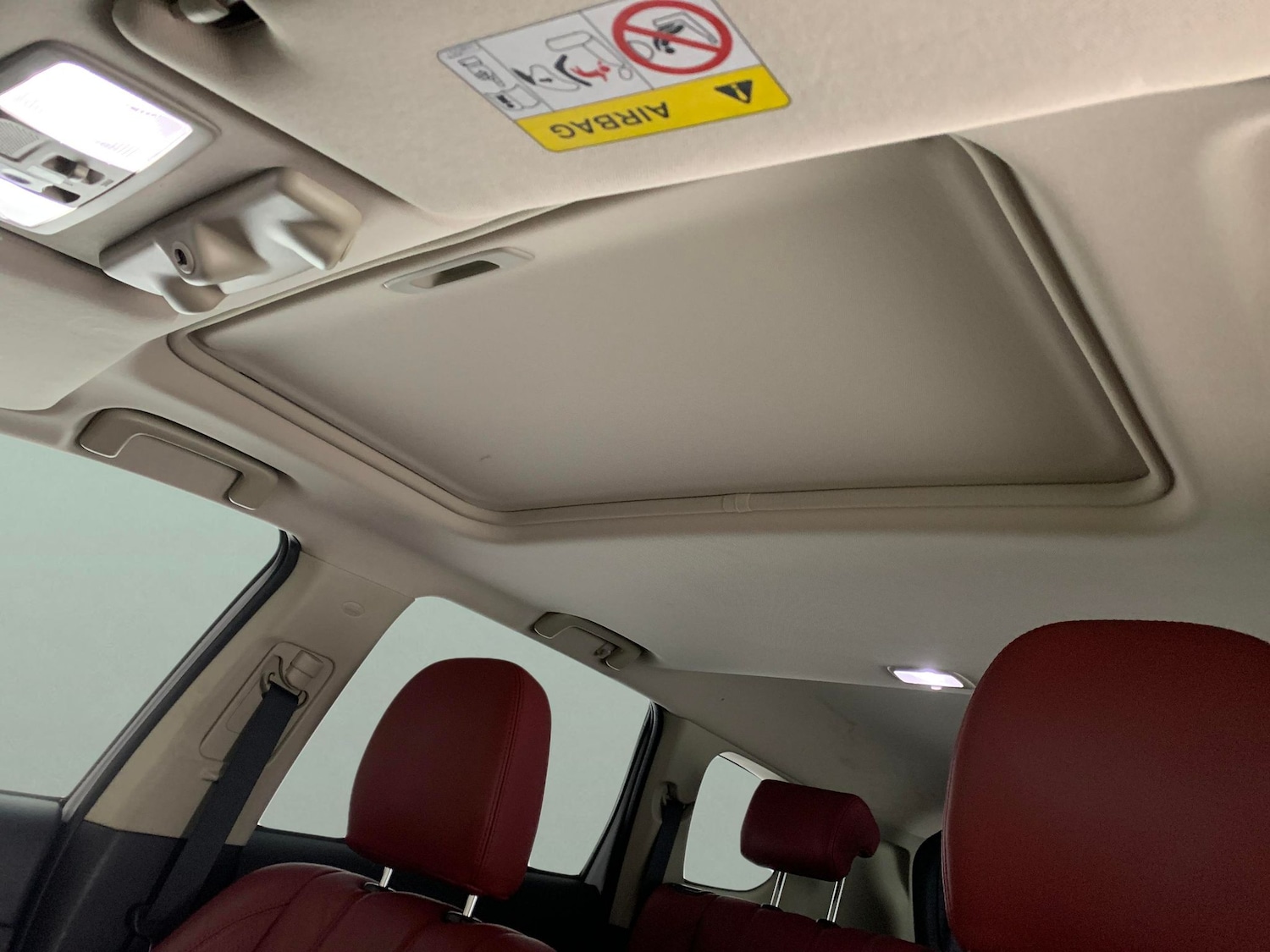 Used Mitsubishi Outlander 2017 for sale - 76792792: Photo 5