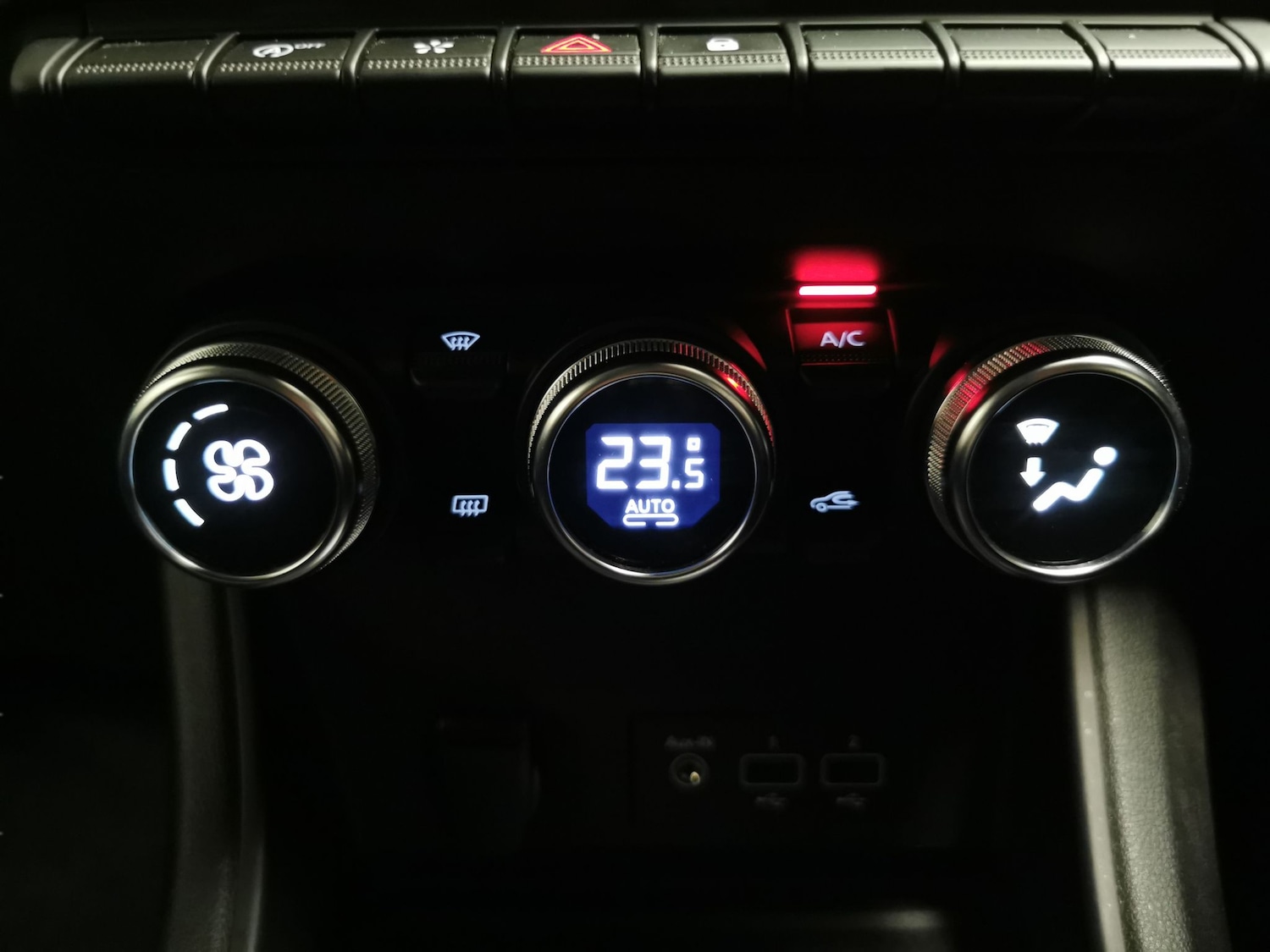 Used Renault Captur 2022 for sale - 77392431: Photo 19