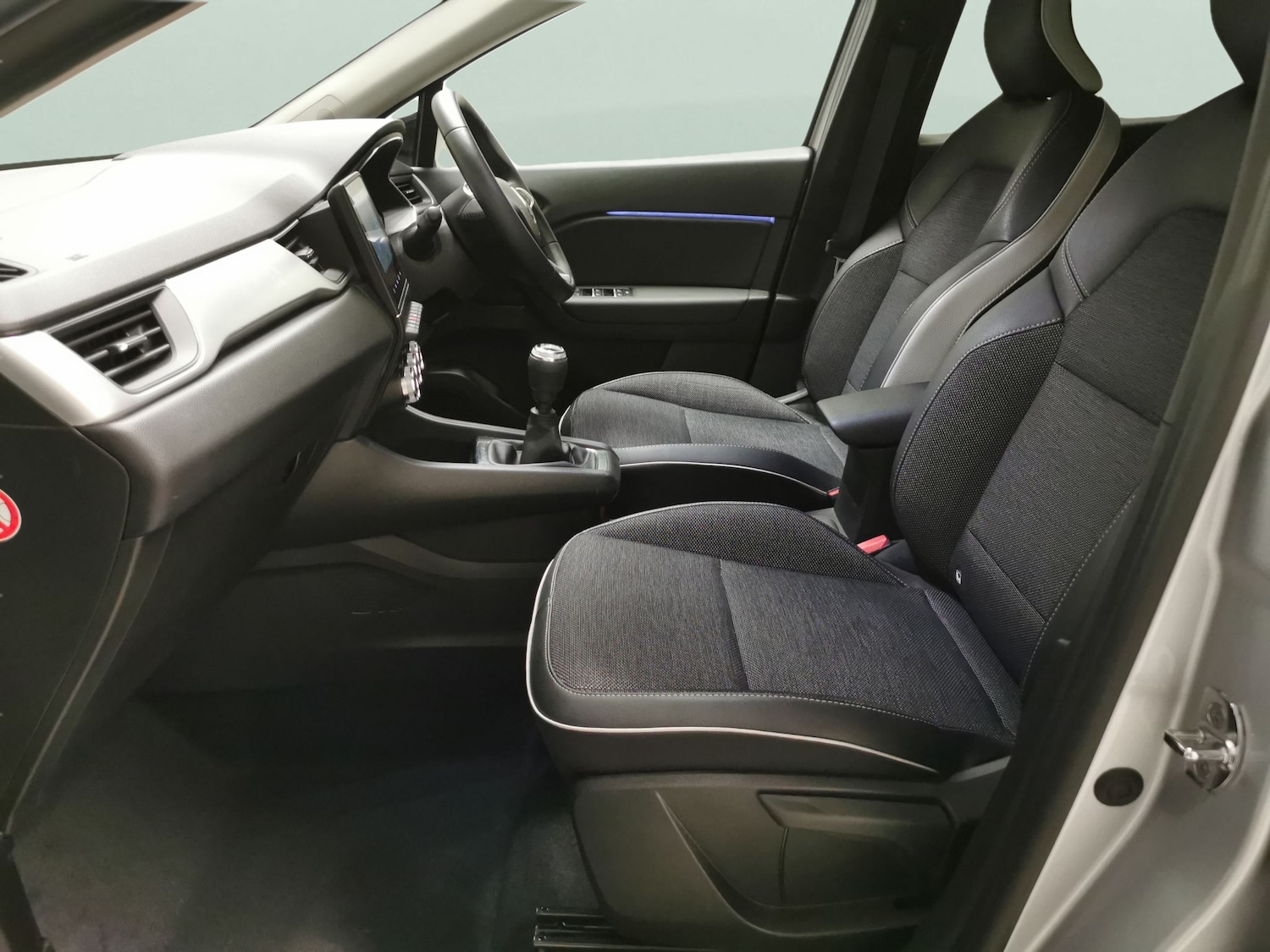 Used Renault Captur 2022 for sale - 77392431: Photo 4