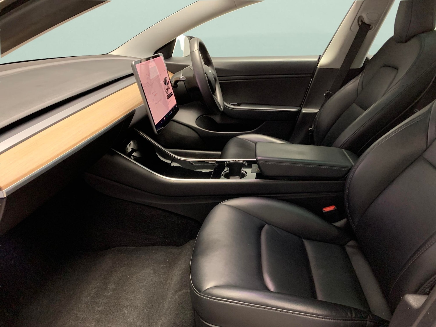 Used Tesla Model 3 2020 for sale - 78166741: Photo 4