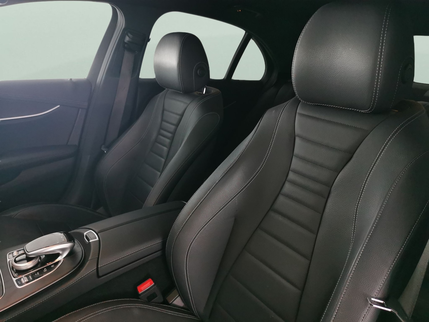 Used Mercedes-Benz E Class 2020 for sale - 77578040: Photo 8