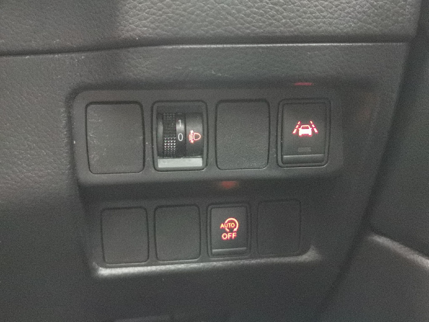 Used Nissan Qashqai 2017 for sale - 78134011: Photo 19