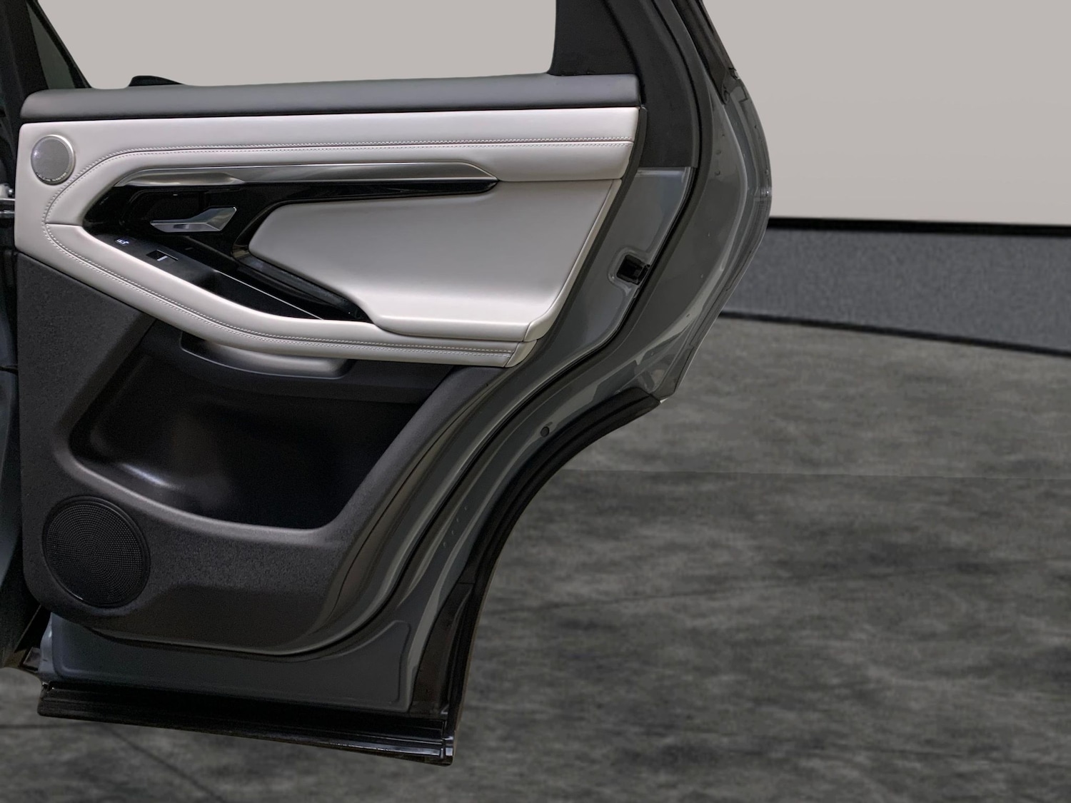 Used Land Rover Range Rover Evoque 2022 for sale - 77149014: Photo 31