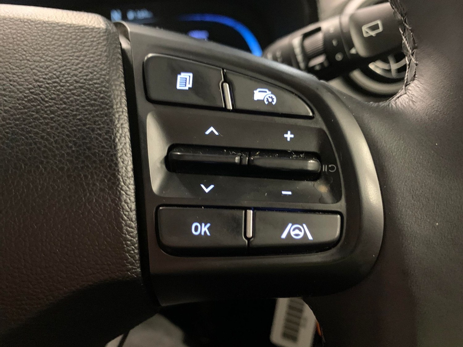 Used Hyundai i10 2024 for sale - 76450107: Photo 23