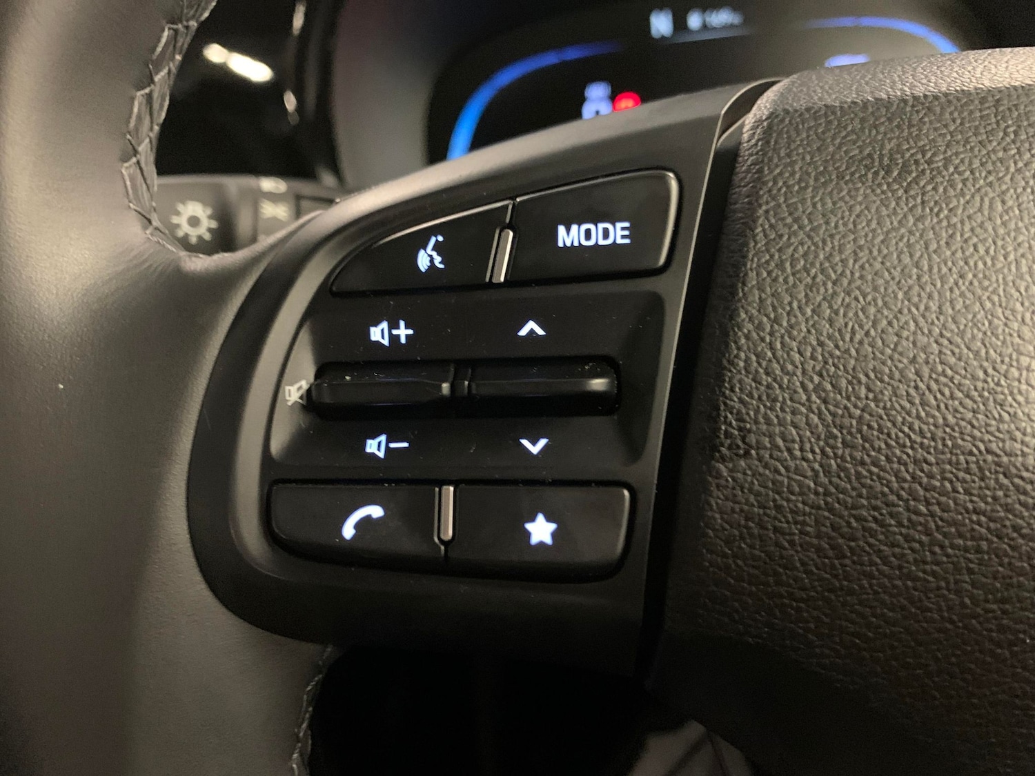 Used Hyundai i10 2024 for sale - 76450107: Photo 25