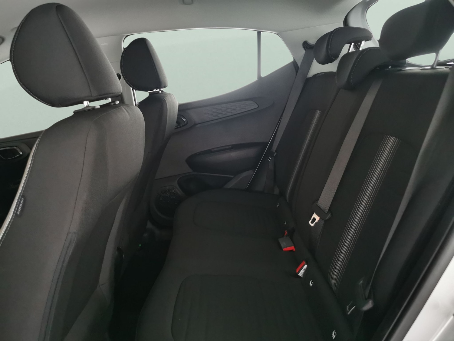 Used Hyundai i10 2024 for sale - 76450107: Photo 31