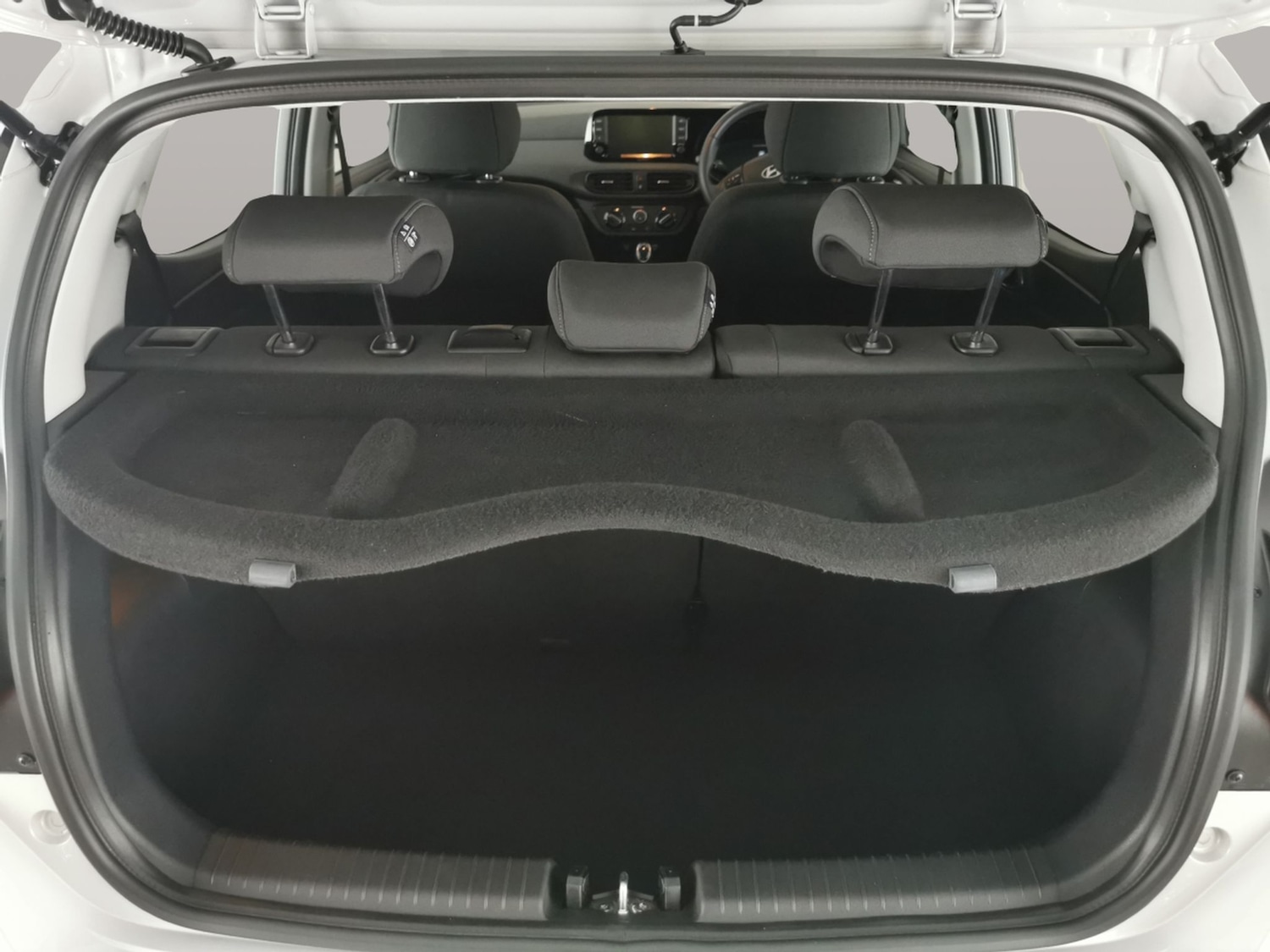 Used Hyundai i10 2024 for sale - 76450107: Photo 39