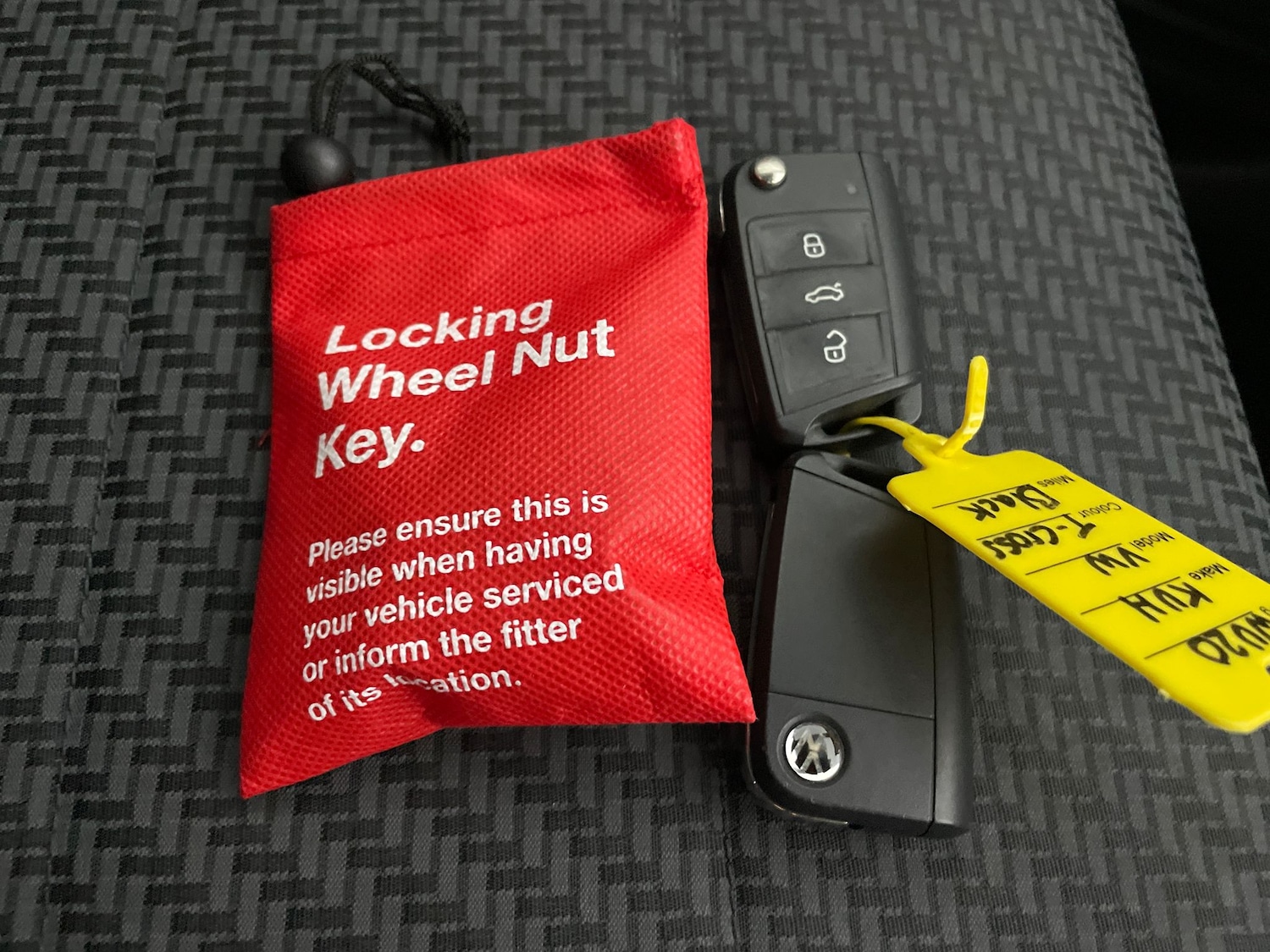 Used Volkswagen T-Cross 2020 for sale - 76958360: Photo 33