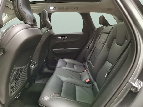 Used Volvo XC60 2020 for sale - 76320535: Photo 38