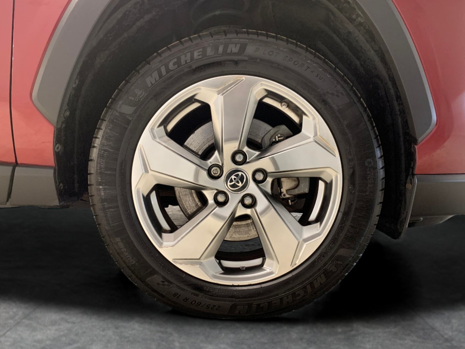 Used Toyota RAV4 2019 for sale - 76526670: Photo 27