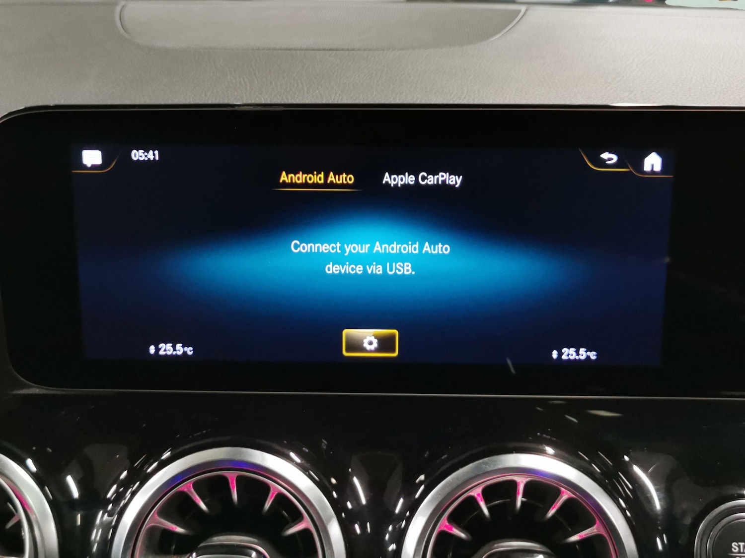 Used Mercedes-Benz EQA 2022 for sale - 76587349: Photo 16