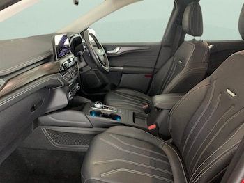 Used Ford Kuga 2022 for sale - 76392143: Photo