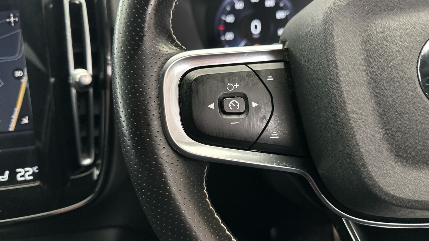 Used Volvo XC40 2020 for sale - 77059207: Photo 22