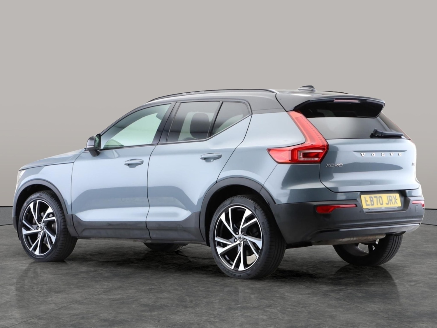 Used Volvo XC40 2020 for sale - 77059207: Photo 8