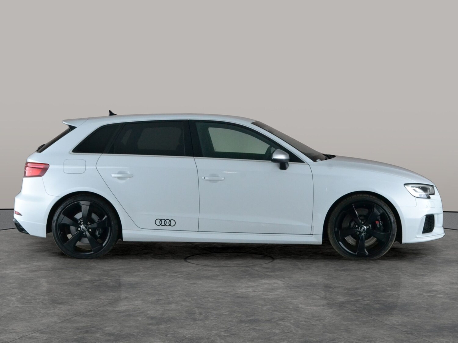 Used Audi RS3 2019 for sale - 77827142: Photo 11