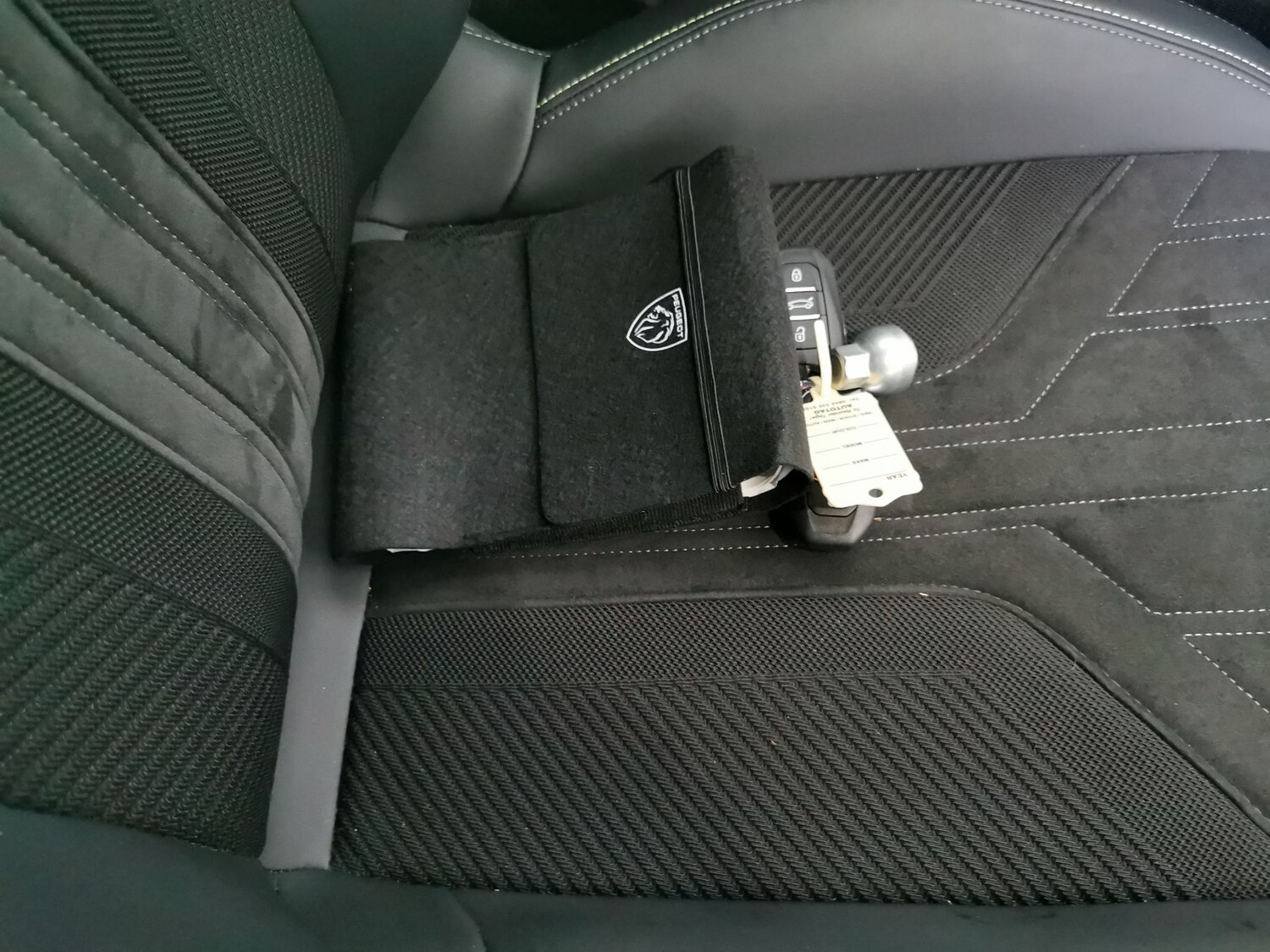 Used Peugeot 408 2024 for sale - 77698617: Photo 32