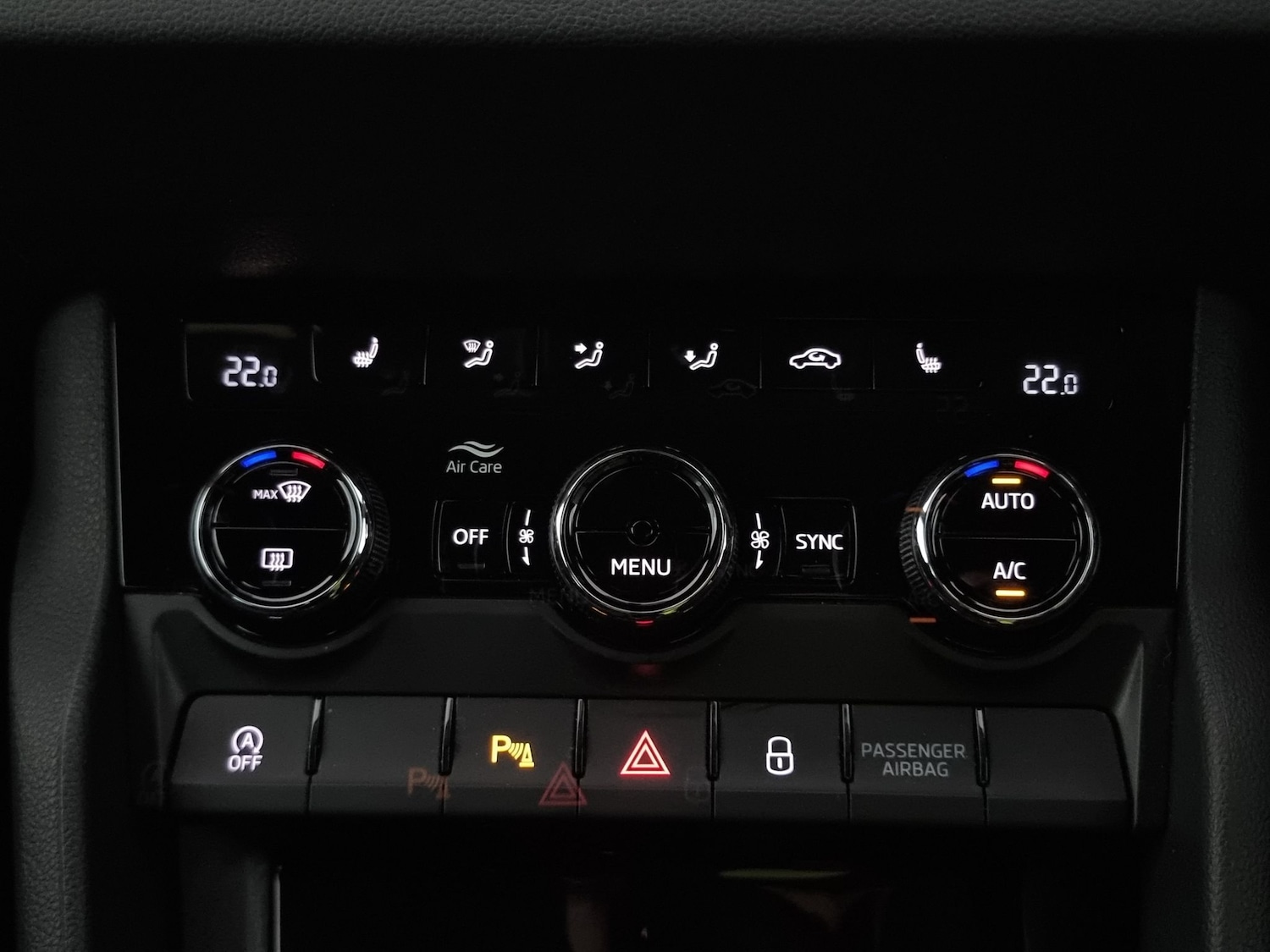 Used Skoda Karoq 2019 for sale - 76332928: Photo 22