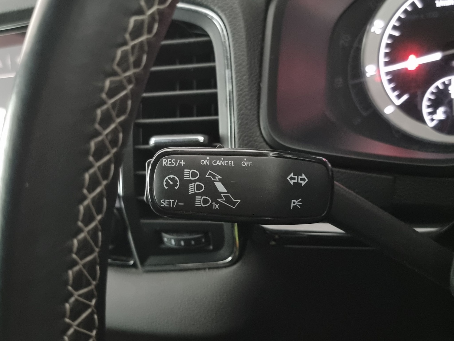 Used Skoda Karoq 2019 for sale - 76332928: Photo 25