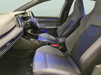 Used Volkswagen Golf 2023 for sale - 75384571: Photo
