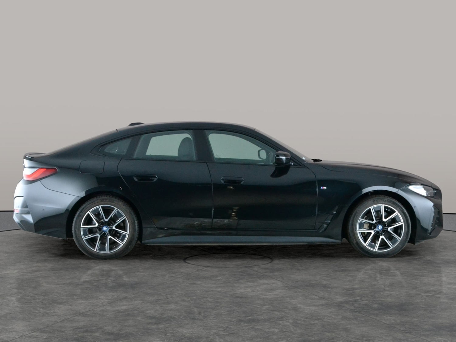 Used BMW i4 2022 for sale - 77319248: Photo 9