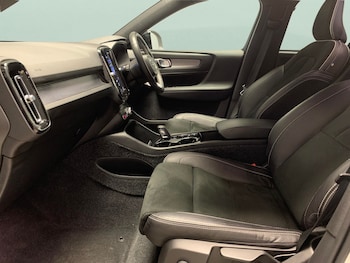 Used Volvo XC40 2021 for sale - 75536579: Photo