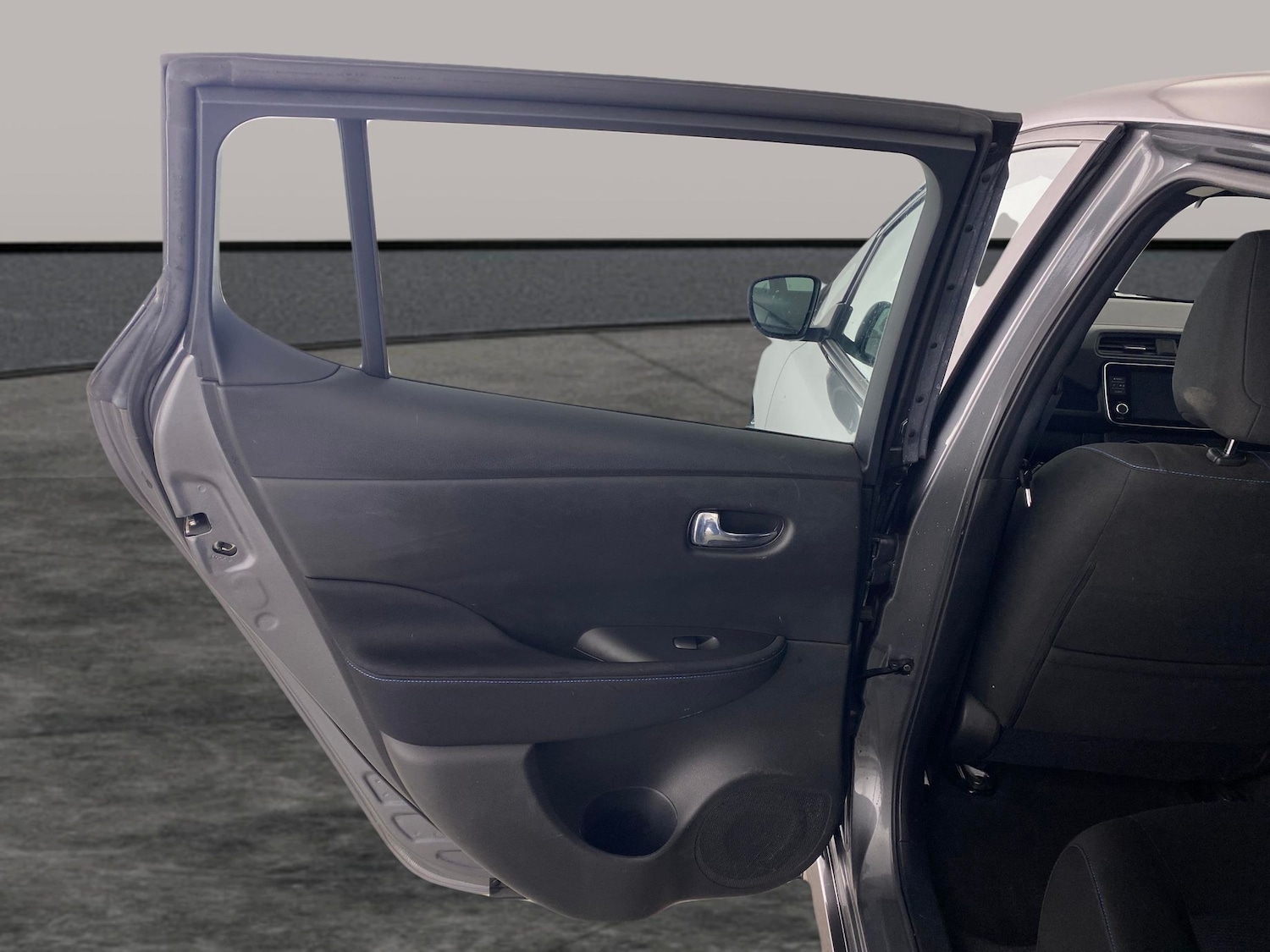 Used Nissan Leaf 2021 for sale - 77196191: Photo 21