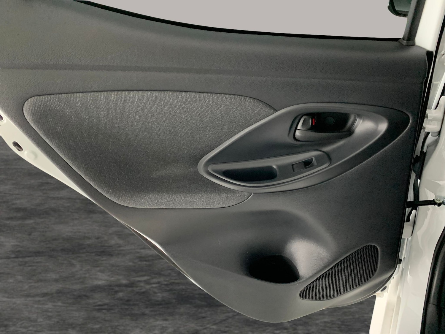 Used Toyota Yaris 2022 for sale - 76415539: Photo 31