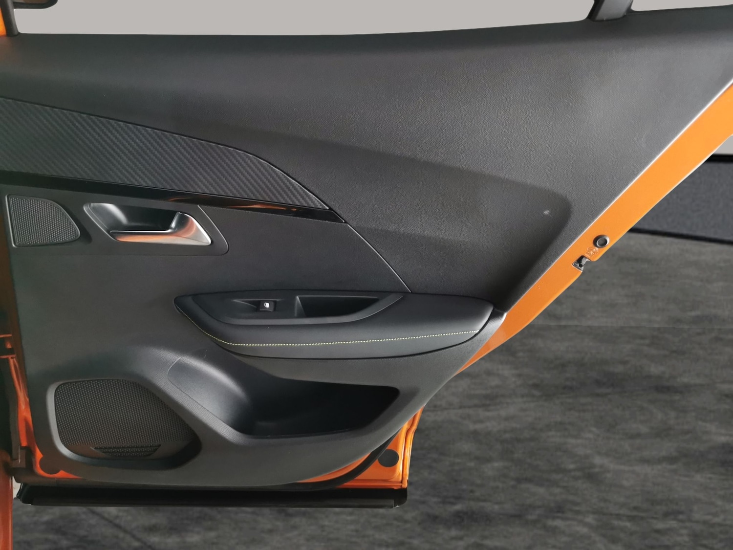 Used Peugeot E-2008 2023 for sale - 77018637: Photo 32